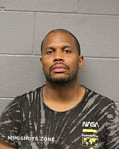 LANELL D FIELDS 05/11/2022 - Chicago Mugshots Zone