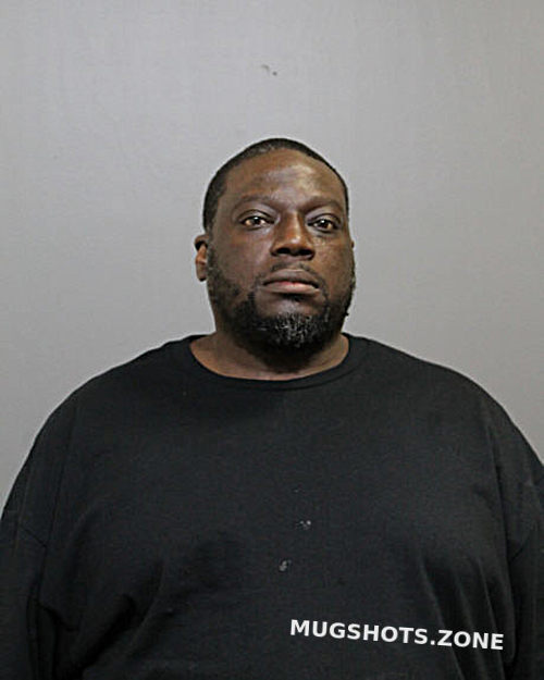 LEVAR B WARD 06/30/2022 - Chicago Mugshots Zone