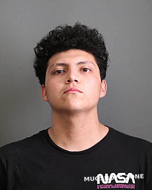 EDWIN RIVAS 07/18/2022 - Chicago Mugshots Zone