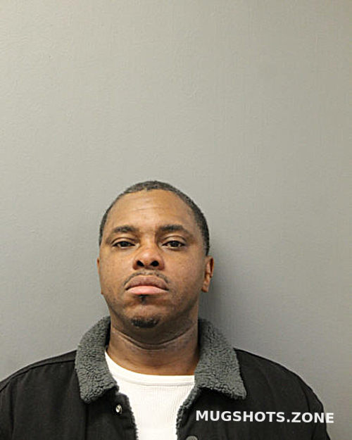 DARNELL C DOSS 05/02/2023 - Chicago Mugshots Zone