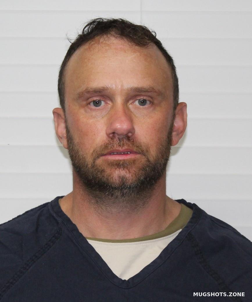 CAMPBELL GAVIN DEELANE 05/05/2023 Christian County Mugshots Zone