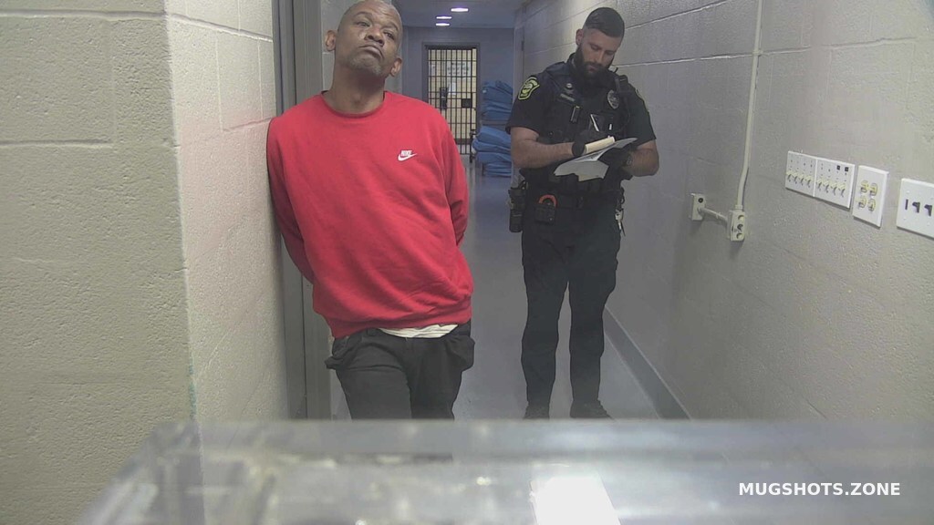 HAYES ANTONIO DWANE 08/20/2024 Cuyahoga County Mugshots Zone