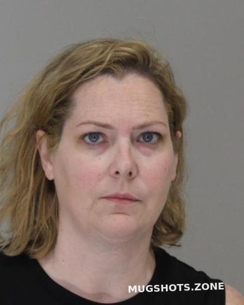 SUTTON COURTNEY 03/19/2023 Dallas County Mugshots Zone