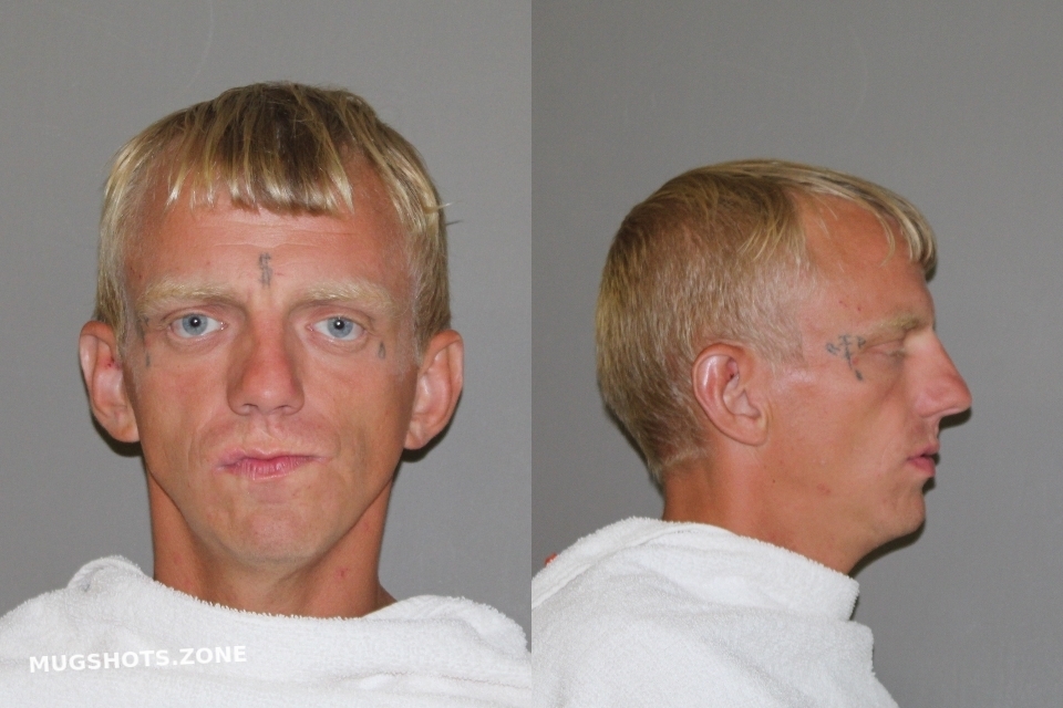 RICHARD WELDON EUGENE JR. 07/04/2022 Denton County Mugshots Zone
