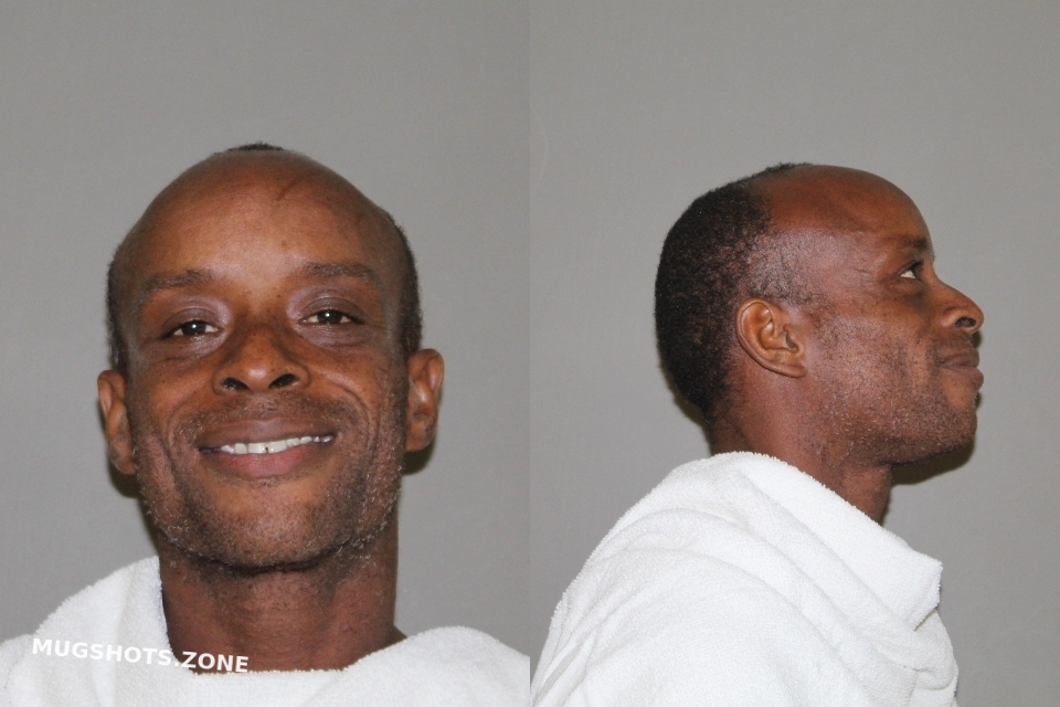 Davis Dereck Deon 08262022 Denton County Mugshots Zone