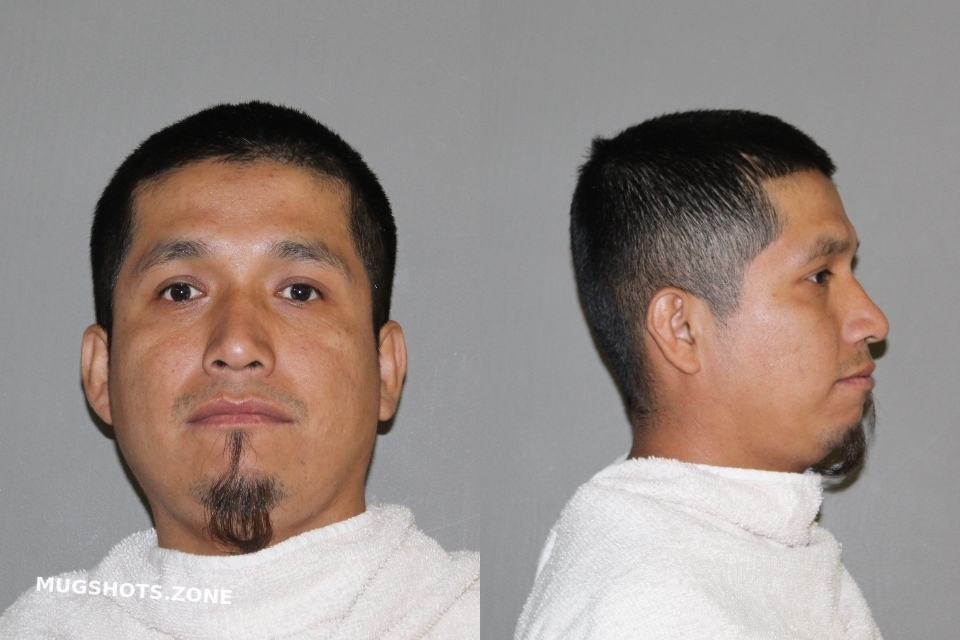 VERTIZ-REBOLLAR FREDY 03/28/2023 - Denton County Mugshots Zone