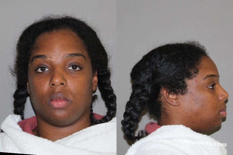 TOLLIVER BREONNA VICTORIA 04/28/2023 - Denton County Mugshots Zone