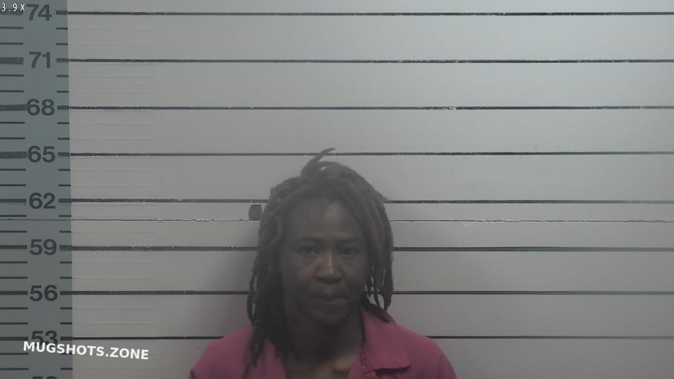 MCINTOSH ALICIA LASHUN 05/19/2021 - Desoto County Mugshots Zone