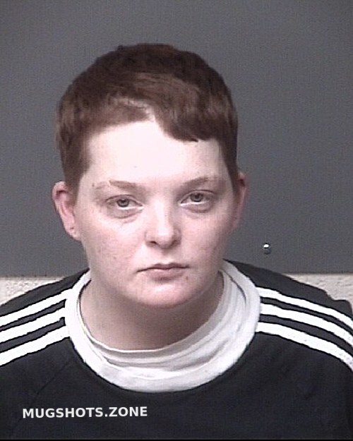 KROEGER TIFFANY JEAN 04/26/2021 Dubuque County Mugshots Zone
