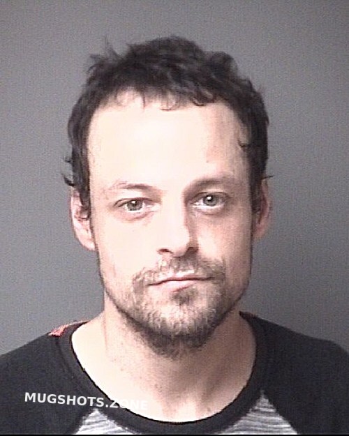 ELLIS NATHAN DAVID 09/20/2021 - Dubuque County Mugshots Zone