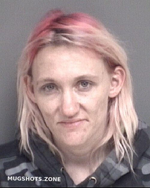 SPARK TIFFANY JOY 10/04/2021 Dubuque County Mugshots Zone