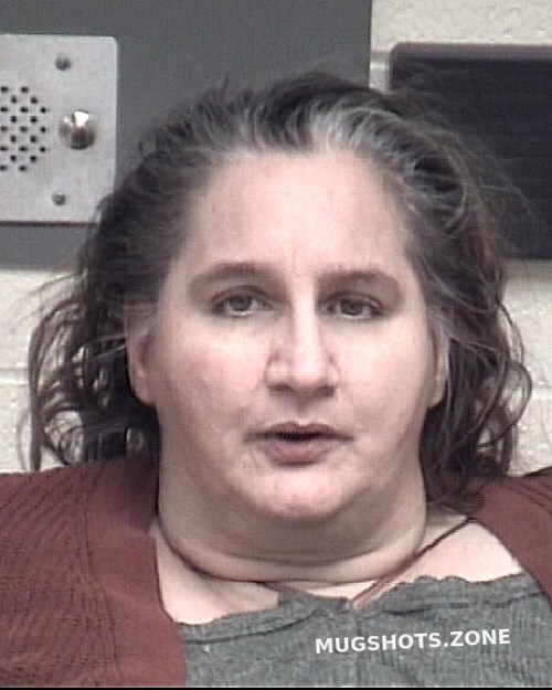 MCINTYRE ROBYN LYNN 01/15/2022 Dubuque County Mugshots Zone