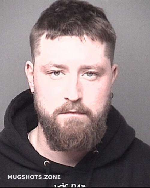 DONAHUE KYLE PATRICK 03/20/2023 Dubuque County Mugshots Zone