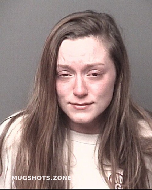 BERRY MICHELLE LYNN 03/27/2023 - Dubuque County Mugshots Zone