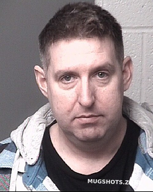 STEWART WILLIAM ALLEN 04/18/2023 Dubuque County Mugshots Zone