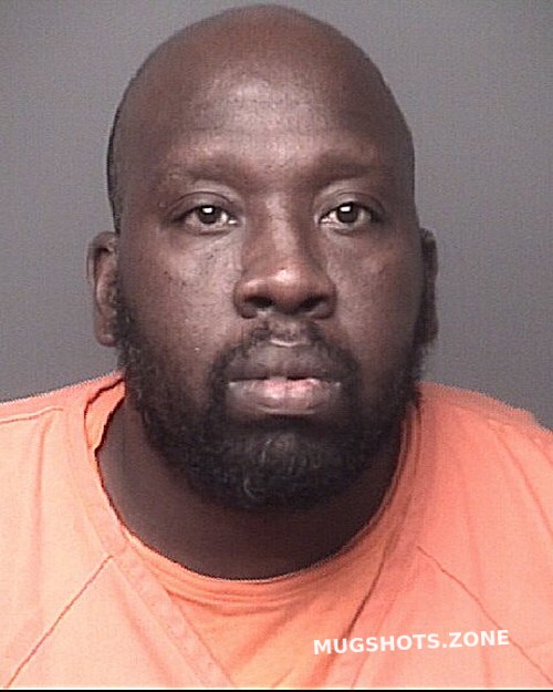 ANDERSON ANTONIO DESHAWN 04/22/2023 Dubuque County Mugshots Zone