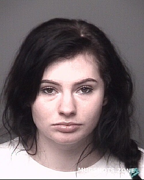 RUH SAIRAH ELIZABETH 04/29/2023 - Dubuque County Mugshots Zone