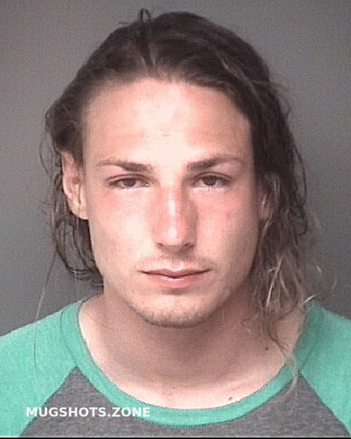 DONOVAN TYLER JOSEPH 11/26/2023 Dubuque County Mugshots Zone