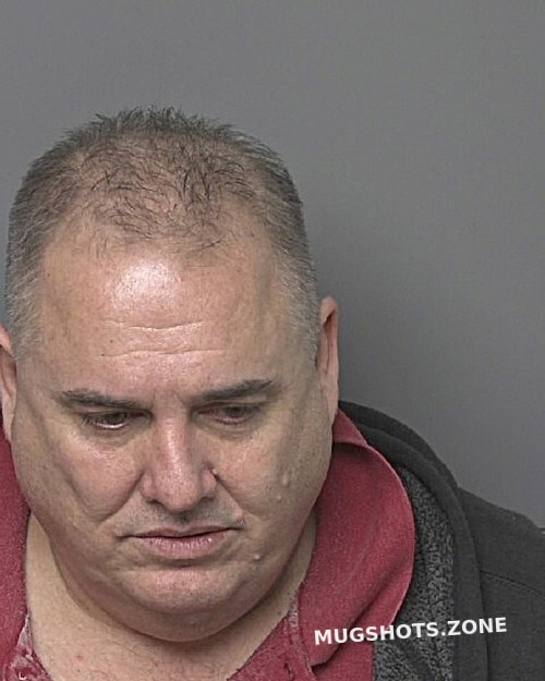 MCINTYRE ROGER LEE 01/28/2024 Dubuque County Mugshots Zone