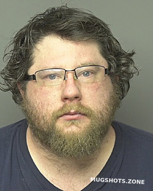 PETERSON JEREMY DAVID 02/20/2024 - Dubuque County Mugshots Zone