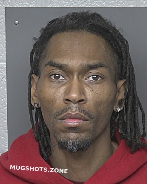 EUELLS DONTA RACINE 03/03/2025 Dubuque County Mugshots Zone