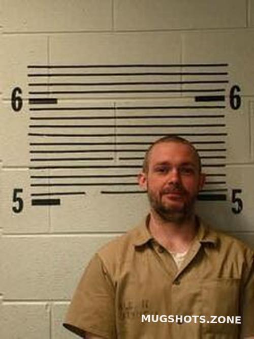 ROBERT HALL 04/04/2023 Elmore County Mugshots Zone