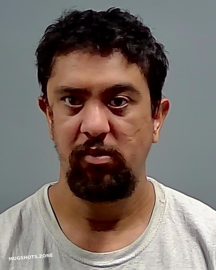 BERROA CARLO LUIS 08/24/2022 Escambia County Mugshots Zone