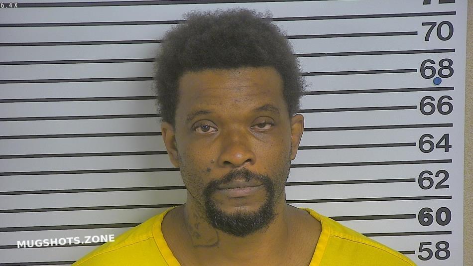 BOYLES AAARON RONNIE VASHON 12/11/2022 Forrest County Mugshots Zone