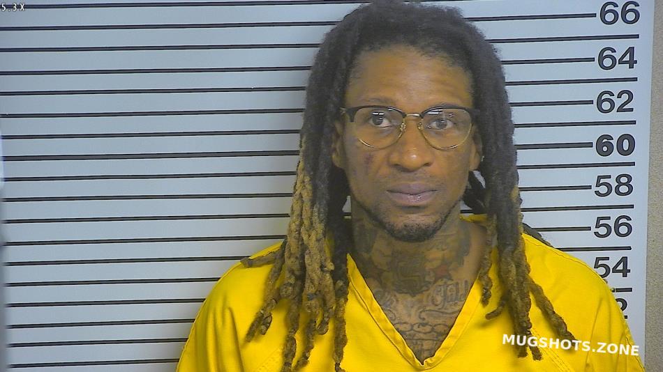 NEWSOME MATTHEW T 01/24/2023 Forrest County Mugshots Zone