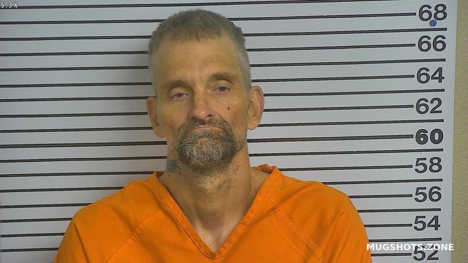 HOSKINSON STEVEN MARK 04/08/2023 Forrest County Mugshots Zone