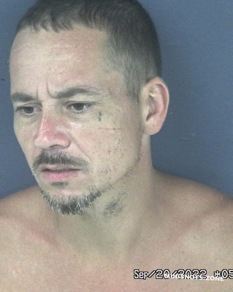 VARIEUR ADAM RYAN 12/06/2022 Gadsden County Mugshots Zone