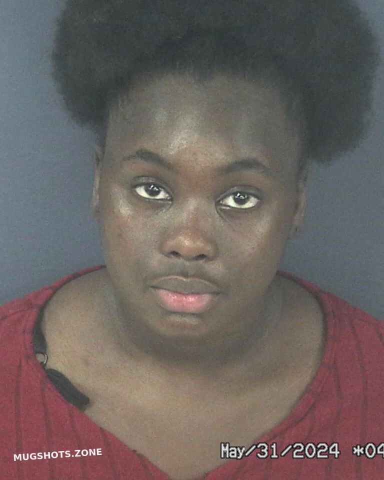 JOHNSON DESIREE 05/31/2024 Gadsden County Mugshots Zone