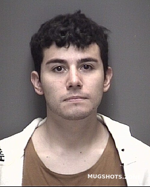 Gonzales David 04022022 Galveston County Mugshots Zone 8549