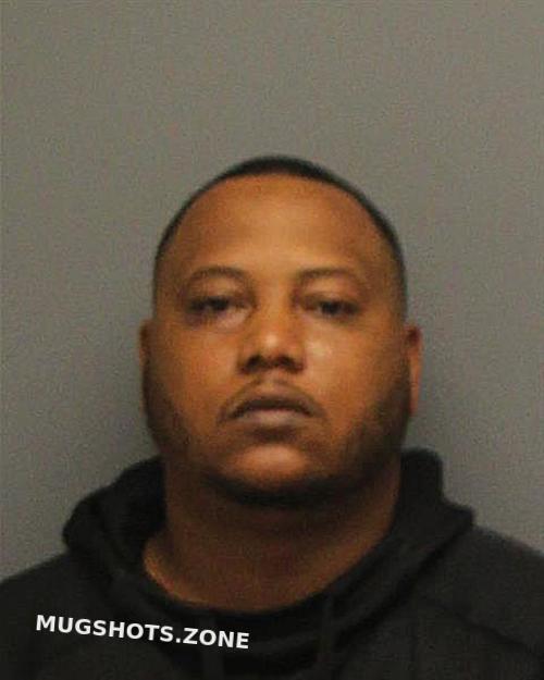 ROBERTSON OMAR 05/12/2021 Guilford County Mugshots Zone