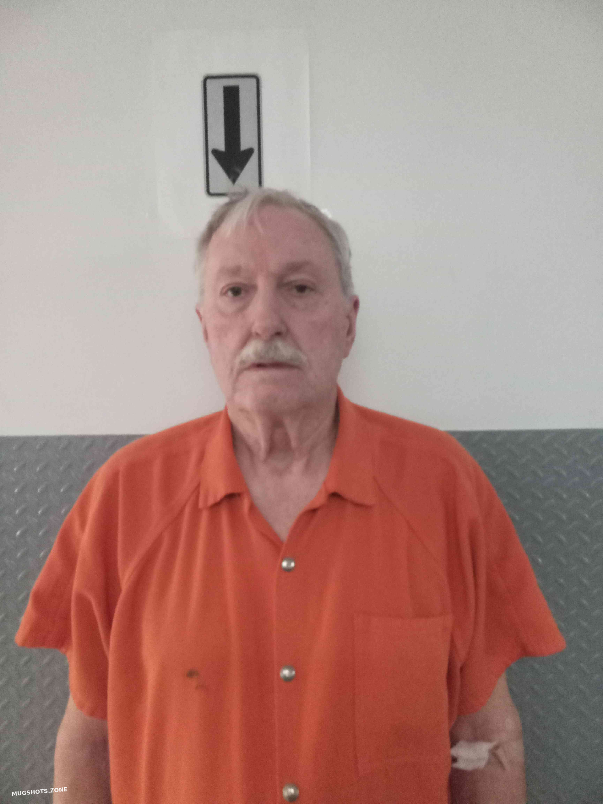 HOLDER JON 04/18/2025 Hart County Mugshots Zone