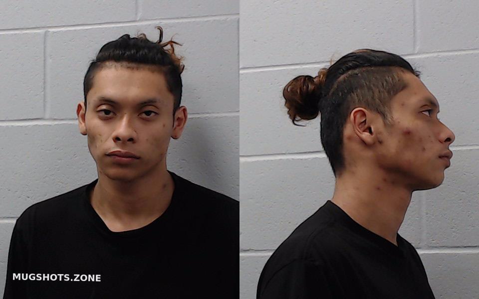 Garza Arnolfo Jr 12302023 Hays County Mugshots Zone 1221