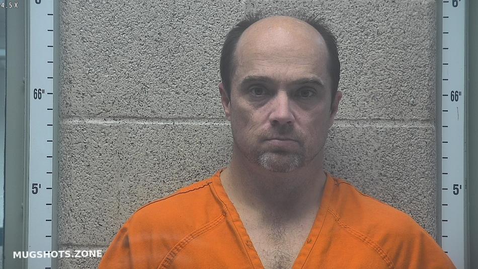 HOPPER BRIAN 01/17/2023 Henderson County Mugshots Zone