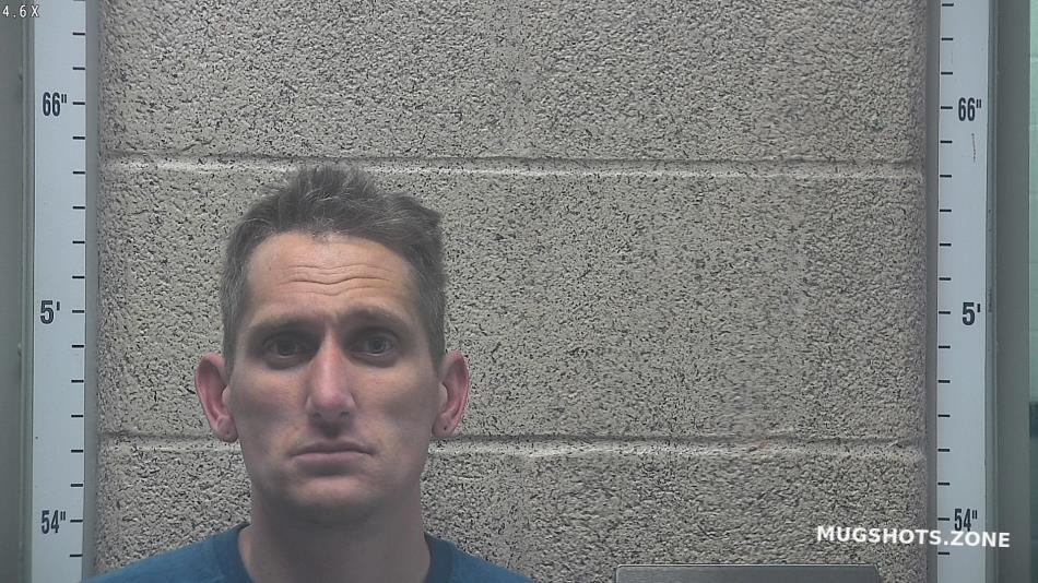 COURTNEY DEREK WAYNE 02/17/2023 Henderson County Mugshots Zone