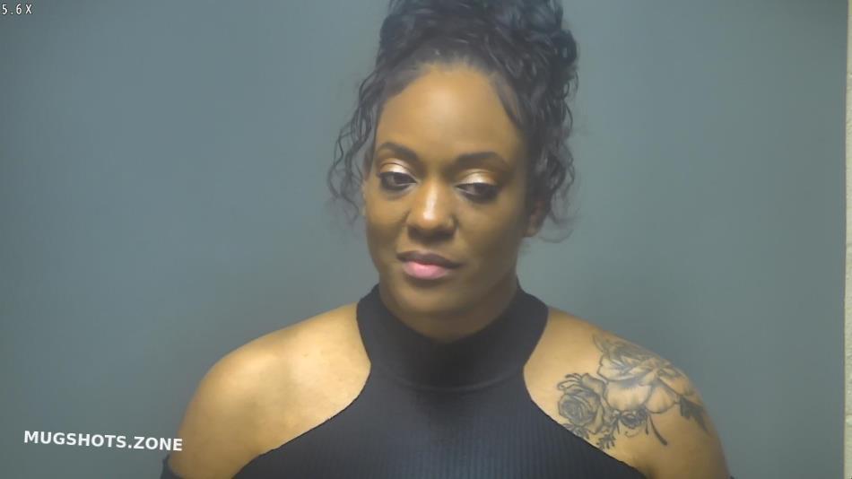 BOONE JULIA CLOREEN-ANTWOINETTE 11/18/2023 - Isabella County Mugshots Zone