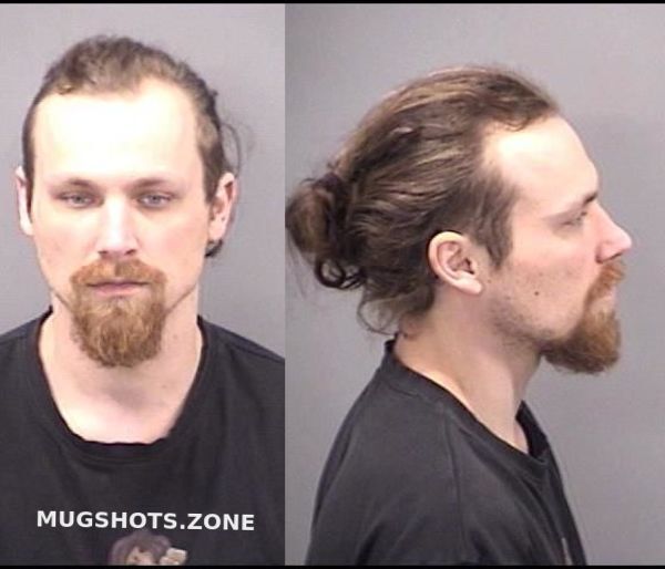 WHITEHEAD MICHAEL R 03/29/2024 Kankakee County Mugshots Zone