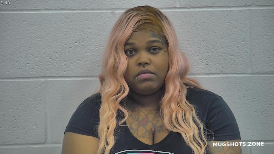 DAVIS LOREISHA 05/25/2023 Kenton County Mugshots Zone