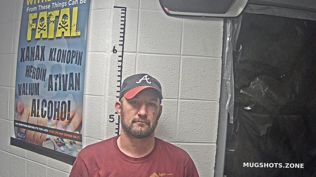FIELDS MATTHEW 12/03/2021 Letcher County Mugshots Zone