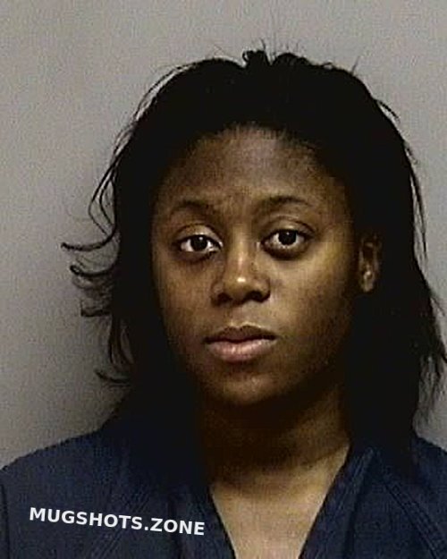 GILYARD TAYLOR S 08/16/2023 Manatee County Mugshots Zone