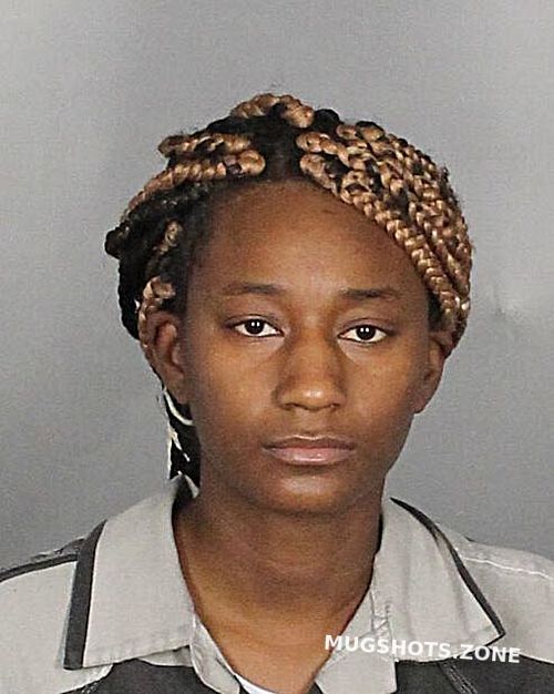 GOWAN DERRANIQUA 08/27/2023 McLennan County Mugshots Zone