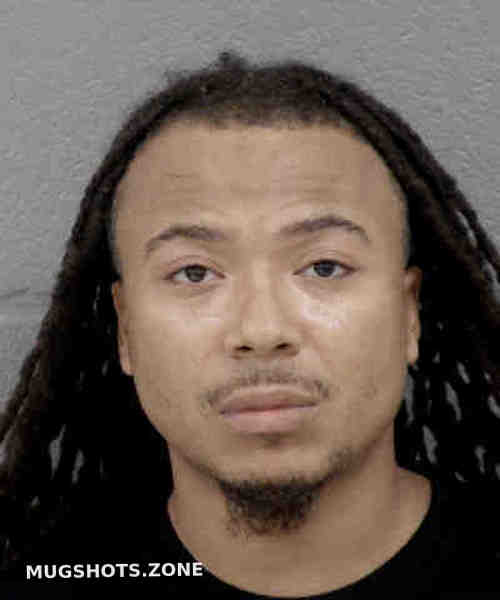 ROBINSON DEVONTE DURRELL 08/19/2021 Mecklenburg County Mugshots Zone