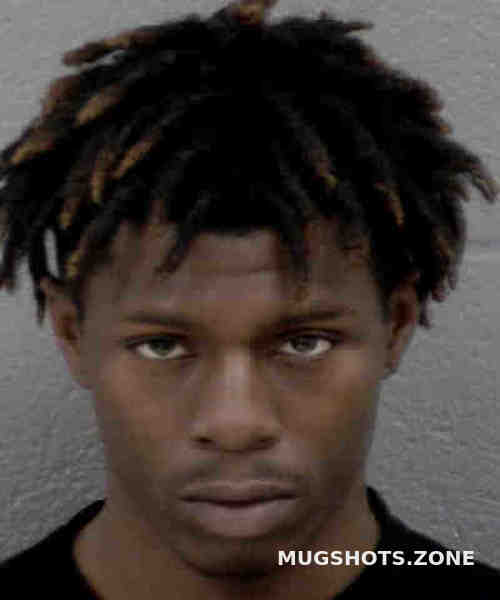 BYNUM RUSSELL RA'SHUN 01/14/2022 Mecklenburg County Mugshots Zone