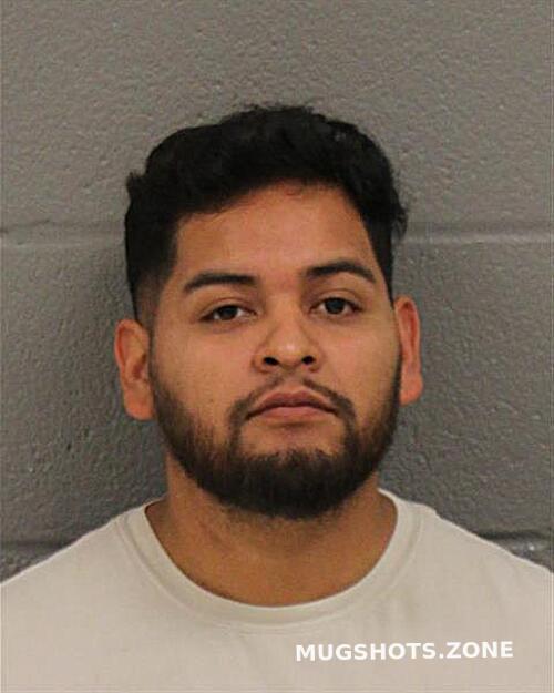 LOZANO HECTOR 10/30/2025 Mecklenburg County Mugshots Zone