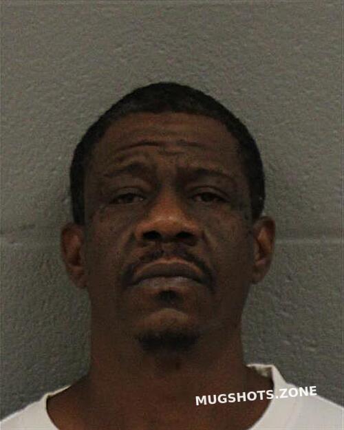 ROBERTS ALVIN JAMES 12/03/2025 - Mecklenburg County Mugshots Zone