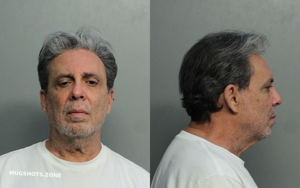 GONZALEZ ISMAEL 04/19/2021 MiamiDade County Mugshots Zone