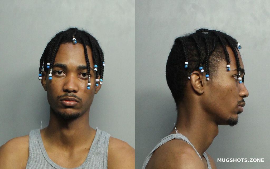 BUSTEN LUIS ALFREDO 04/29/2021 MiamiDade County Mugshots Zone